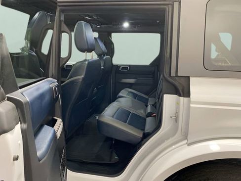Used 2022 Ford Bronco Outer Banks AWD/4WD image 24