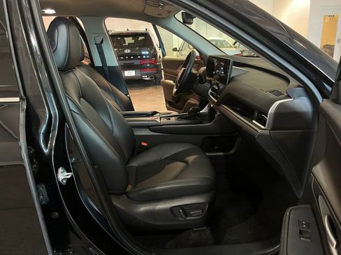 Used 2025 Toyota Grand Highlander FWD image 38