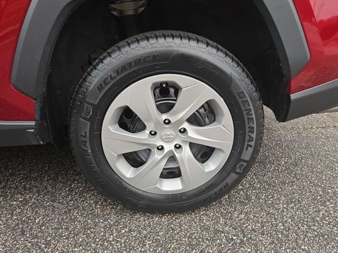 Used 2023 Toyota RAV4 LE image 30