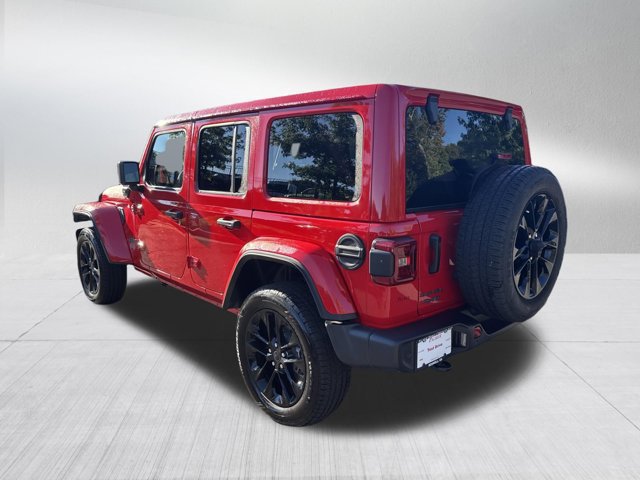 Certified 2025 Jeep Wrangler Unlimited Sahara w/ Safety Group AWD/4WD image 8