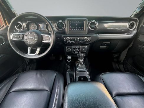 Used 2021 Jeep Wrangler Unlimited Sahara AWD/4WD image 9