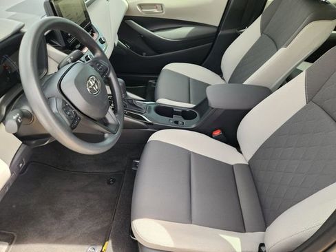 Used 2026 Toyota Corolla LE FWD image 9