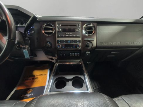 Used 2012 Ford F250 Lariat w/ Chrome Pkg image 11