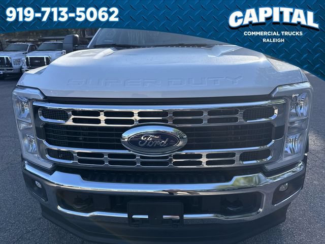 New 2026 Ford F550 4x4 Crew Cab image 12