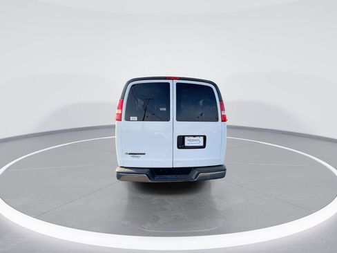 Used 2019 Chevrolet Express 3500 LT w/ LT Preferred Equipment Group RWD image 7