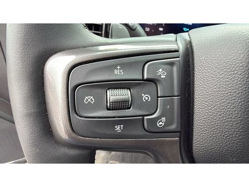 Used 2025 Chevrolet Silverado 1500 ZR2 w/ Technology Package AWD/4WD image 26