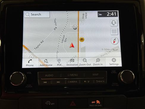 Used 2024 Nissan Frontier PRO-4X w/ Technology Package AWD/4WD image 41