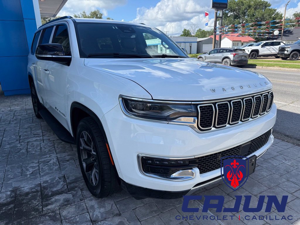 Used 2024 Jeep Wagoneer Series III AWD/4WD image 5