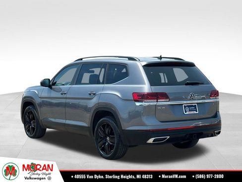 Certified 2023 Volkswagen Atlas SE w/ Panoramic Sunroof Package AWD/4WD image 3