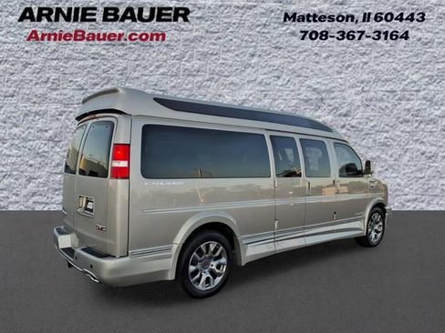 Used 2026 GMC Savana 2500 Extended w/ Driver Convenience Package RWD image 7