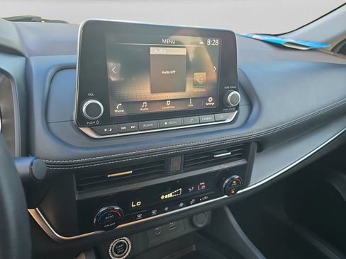 Used 2023 Nissan Rogue SV AWD/4WD image 14
