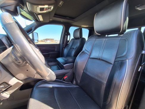 Used 2022 RAM 3500 Limited image 12