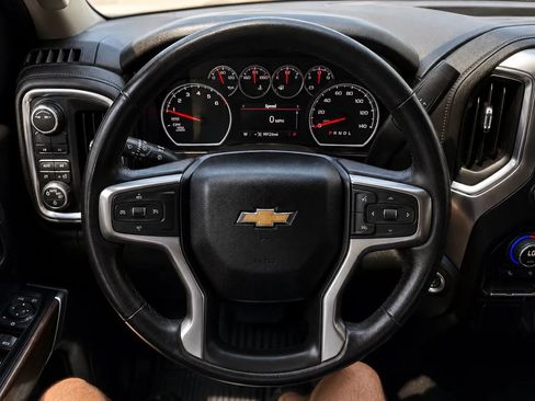 Used 2022 Chevrolet Silverado 1500 LT RWD image 16