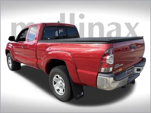 Used 2015 Toyota Tacoma 4x4 Access Cab V6 image 8
