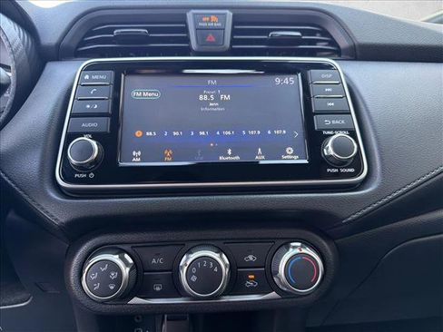 Used 2023 Nissan Versa S image 19