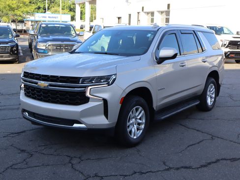 Used 2022 Chevrolet Tahoe LS RWD image 17