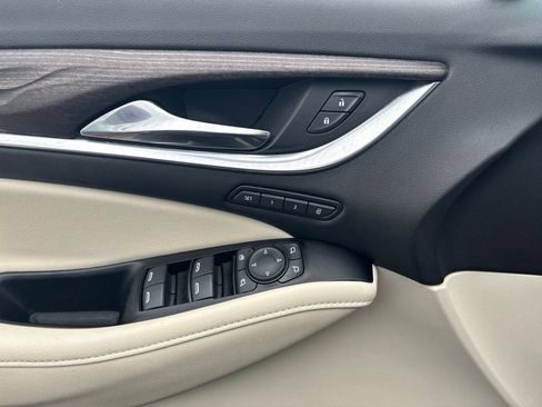 Used 2023 Buick Enclave Avenir w/ Trailering Package, 5000 lbs. AWD/4WD image 9