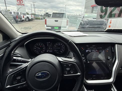 Used 2021 Subaru Outback Onyx Edition XT AWD/4WD image 16