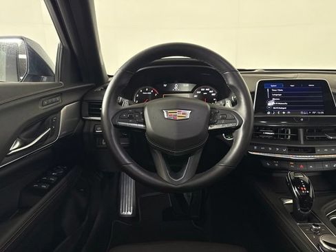Used 2026 Cadillac CT4 V RWD image 37