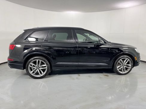 Used 2018 Audi Q7 3.0T Prestige w/ Prestige Package AWD/4WD image 37