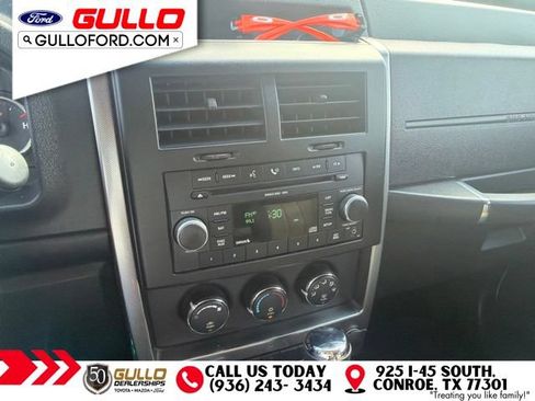 Used 2009 Jeep Liberty Sport w/ Popular Equipment Group AWD/4WD image 9