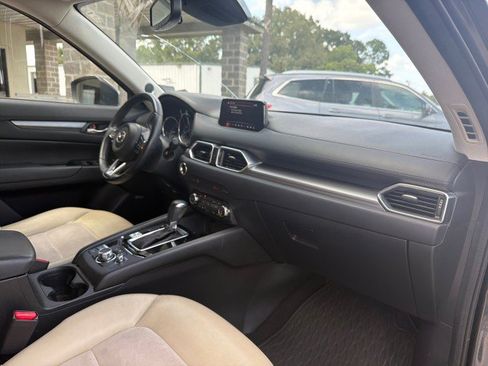 Used 2018 MAZDA CX-5 Touring w/ Preferred Equipment Package FWD image 22