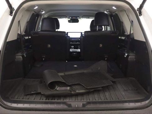 Used 2024 Toyota Grand Highlander XLE image 33