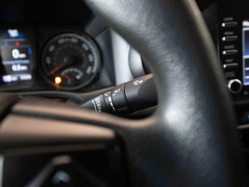 Used 2022 Toyota Tacoma SR AWD/4WD image 14