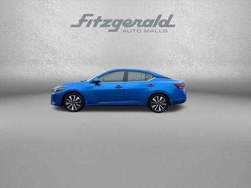 Used 2024 Nissan Sentra SV w/ SV Premium Package FWD image 4