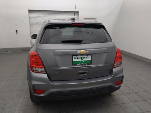 Used 2020 Chevrolet Trax LS FWD image 6