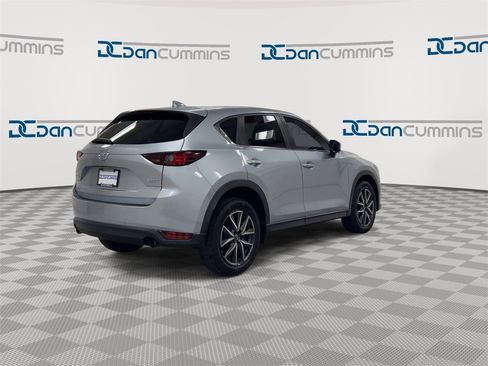Used 2018 MAZDA CX-5 Touring image 8