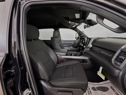 New 2026 RAM 1500 Big Horn AWD/4WD image 28