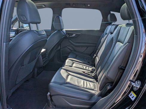 Used 2021 Audi Q7 2.0T Premium Plus w/ Premium Plus Package image 14