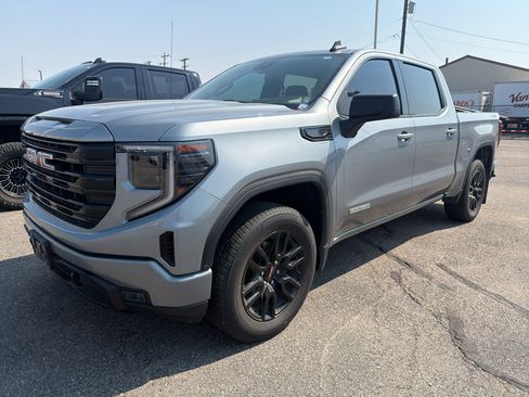 Used 2023 GMC Sierra 1500 Elevation AWD/4WD image 1