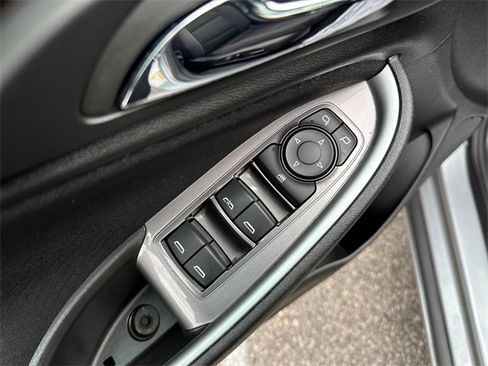 Used 2023 Chevrolet Malibu LT image 19