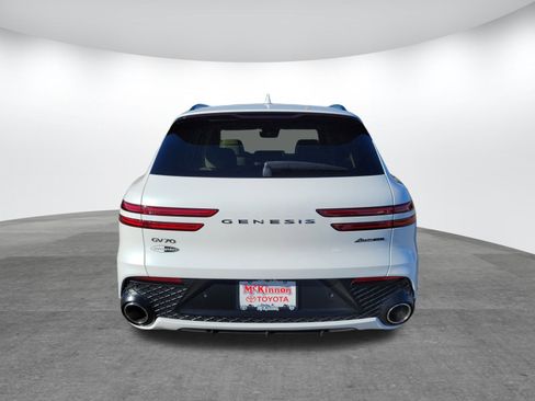 Used 2023 Genesis GV70 3.5T Sport w/ Sport Prestige Package image 6