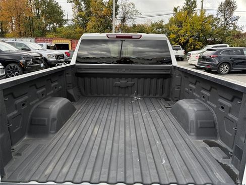 Used 2022 Chevrolet Silverado 1500 Custom w/ Safety Confidence Package image 22