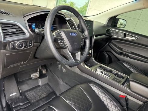 Used 2024 Ford Edge Titanium AWD/4WD image 28