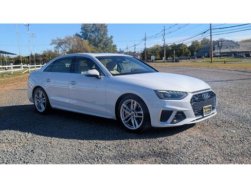 Used 2022 Audi A4 2.0T Premium Plus image 3