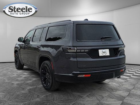 New 2026 Jeep Grand Wagoneer Limited AWD/4WD image 3