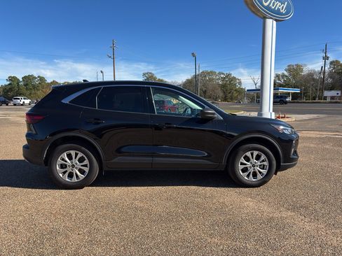 Used 2024 Ford Escape Active image 6