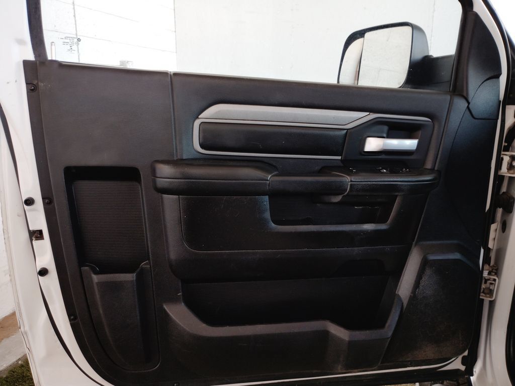 Used 2019 RAM 2500 Tradesman AWD/4WD image 17