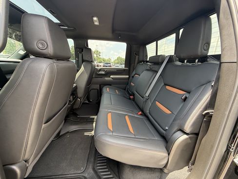 Used 2025 GMC Sierra 2500 AT4 AWD/4WD image 30