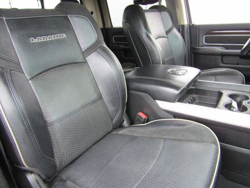 Used 2022 RAM 2500 Laramie AWD/4WD image 13