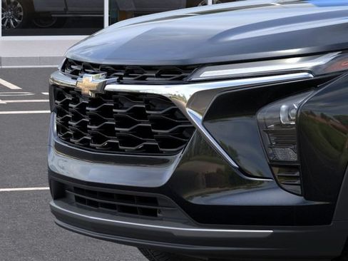 New 2026 Chevrolet Trax LT w/ Driver Confidence Package FWD image 13