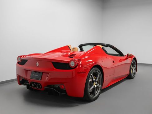 Certified 2013 Ferrari 458 Spider RWD image 29