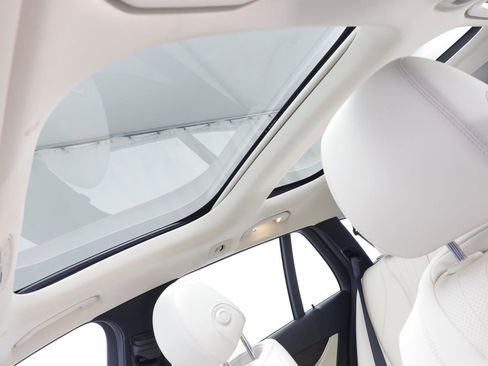 Used 2022 Mercedes-Benz E 450 4MATIC All-Terrain Wagon image 15