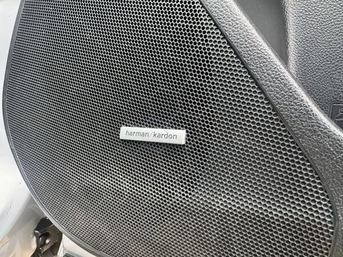 Used 2016 Subaru Forester 2.5i Touring w/ Eyesight & Navigation System image 15