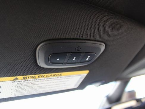 New 2026 Chrysler Pacifica Select image 26