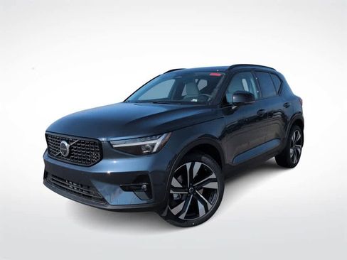 New 2026 Volvo XC40 B5 Ultra w/ Protection Package Premier image 1